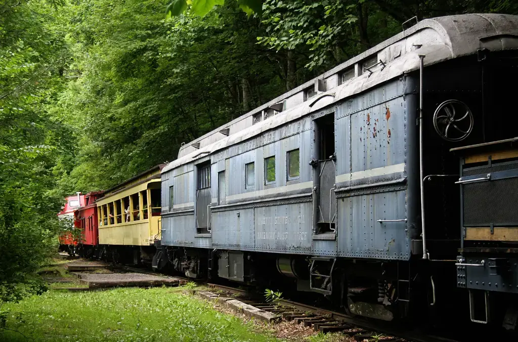 臺鐵火車時刻表：臺灣鐵路旅行指南